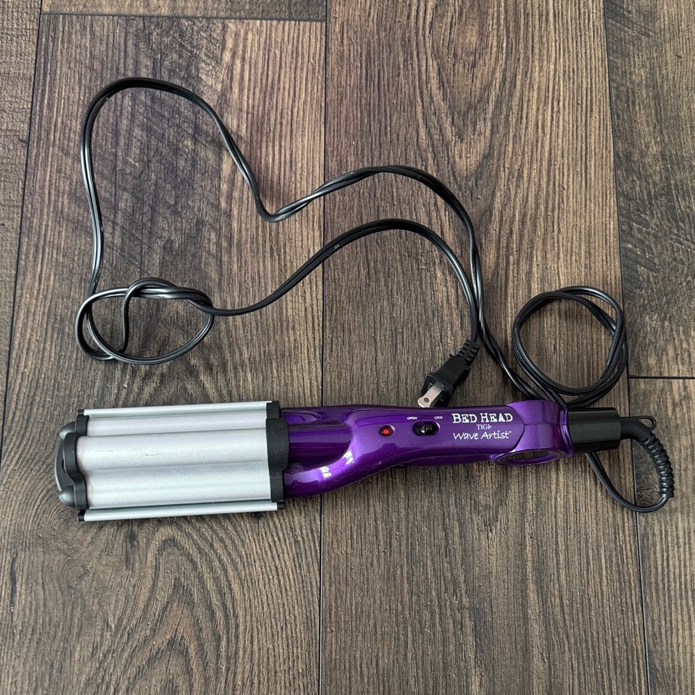 Bed Head Purple Wave Artist Crimping Iron